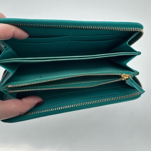 Fendi Turquoise Leather Wallet - Picture 6 of 6